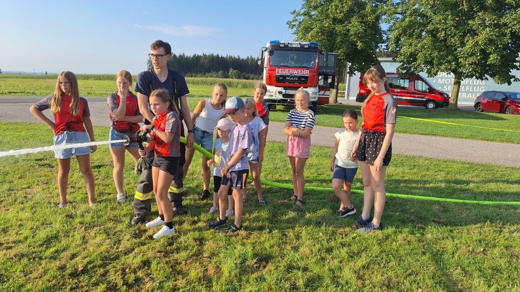 Ferienspaß bei der Feuerwehr