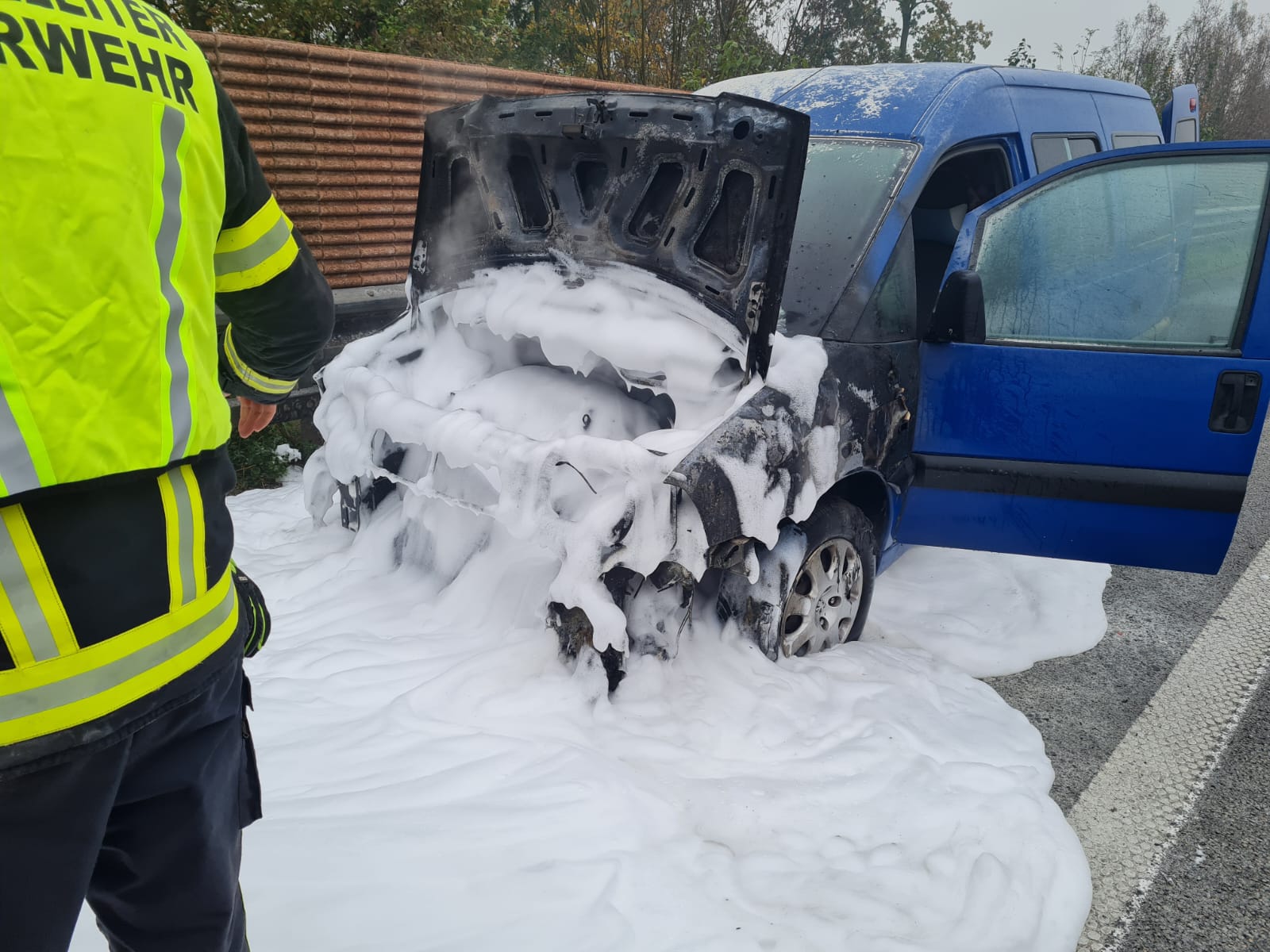 Brand PKW auf A8